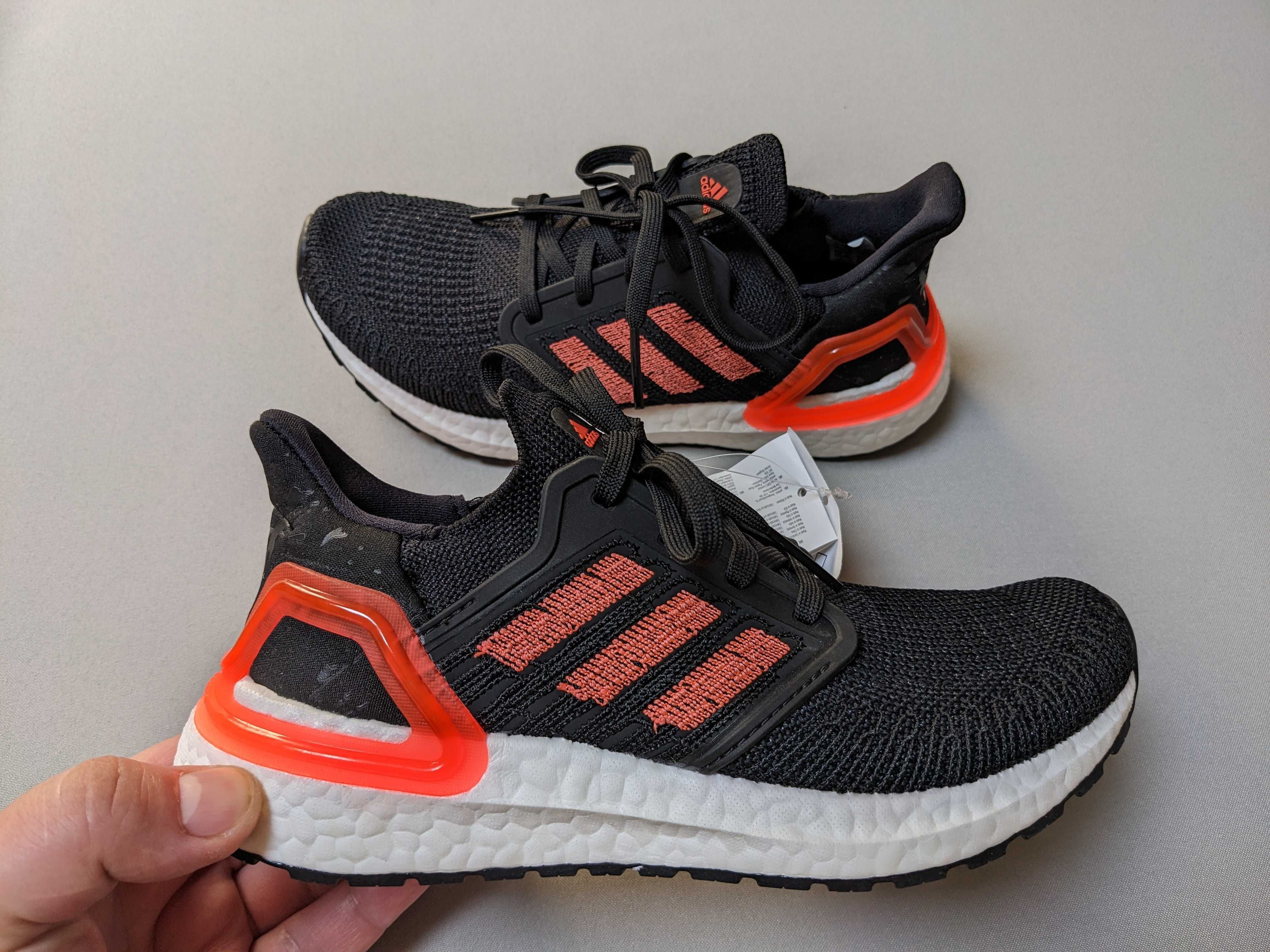 Оригінальні кросівки ADIDAS Ultraboost 20 нові. розмір 36 / 22 см.