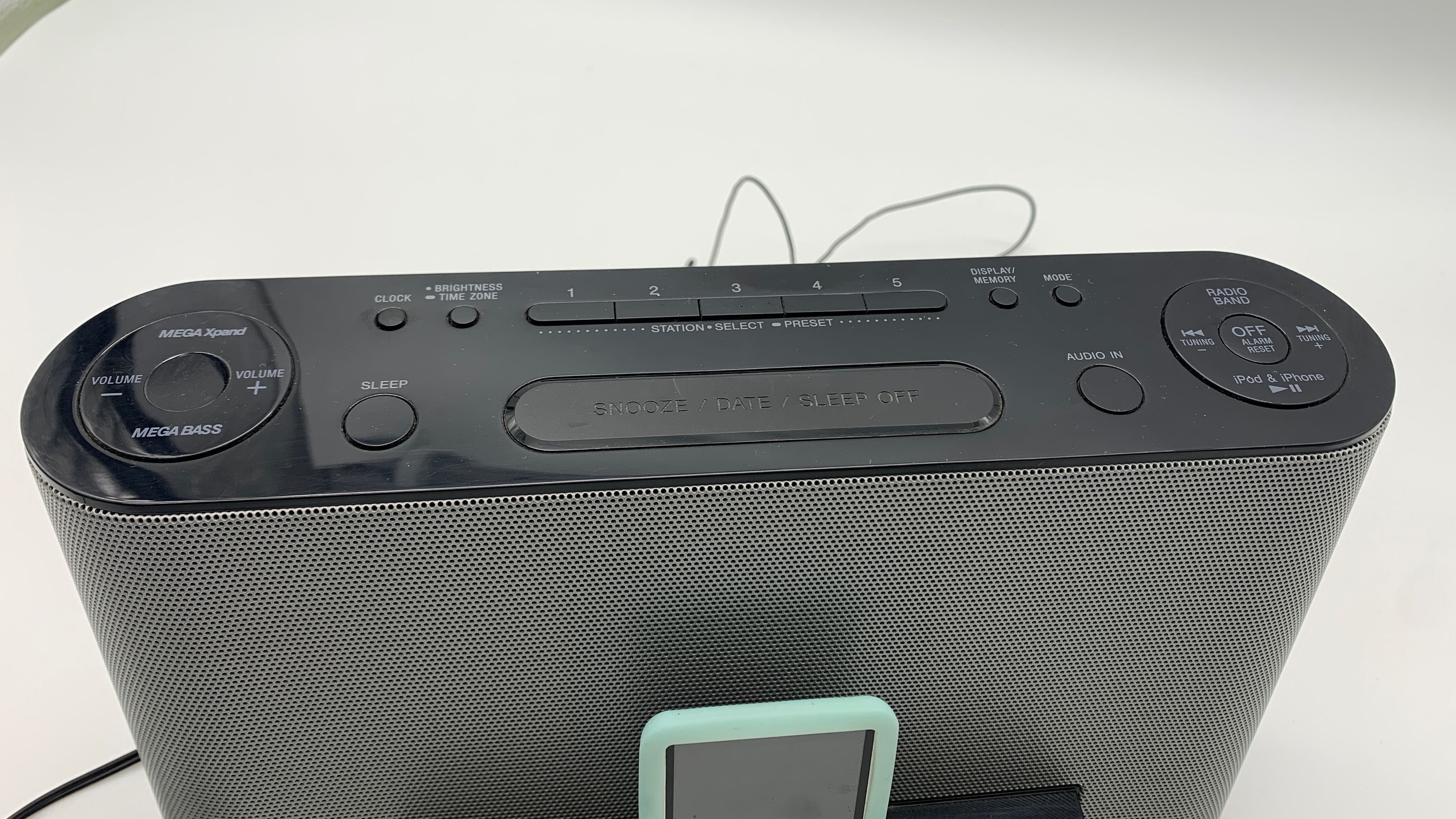 Sony stacja dokująca ,radiobudzik ,głośnik ICF-DS11iP