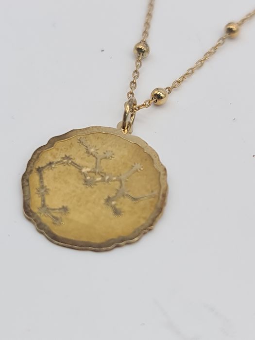Colar em ouro constelação sagitário