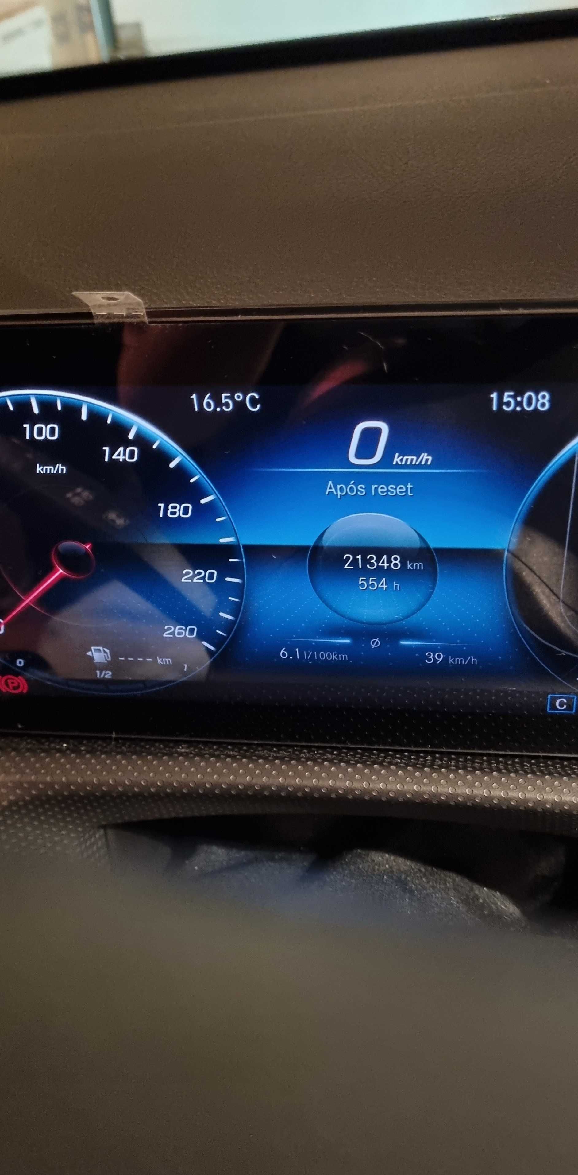 Mercedes A160 AMG Gasolina 2021, apenas 34.000km, em EXCELENTE ESTADO!