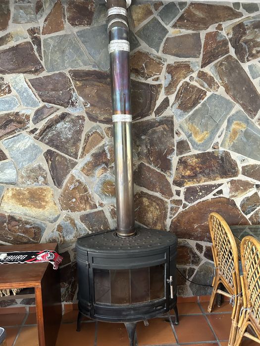 Salamandra Invicta ferro fundido