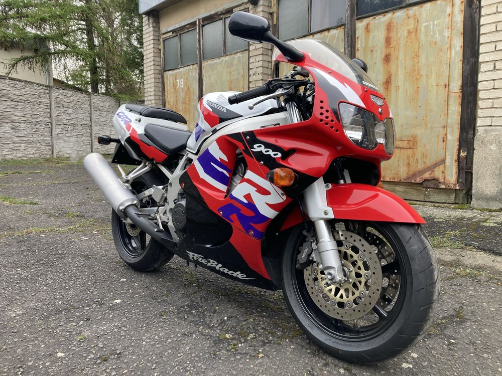 HONDA CBR 900 RR fireblade sc33 w org. BDB Stanie !!!