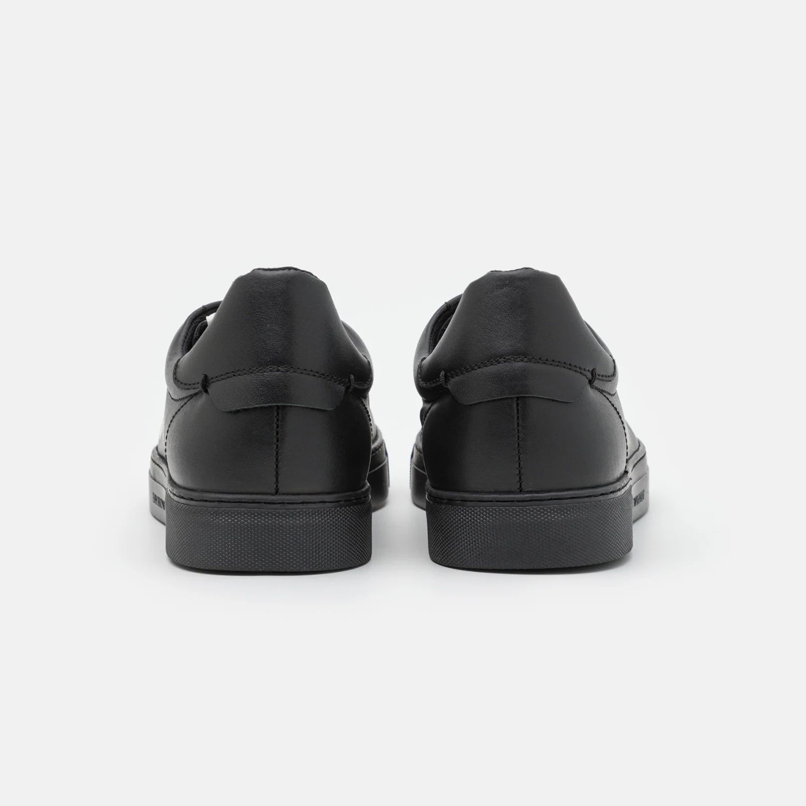 Кроссовки Emporio Armani Made in Italy