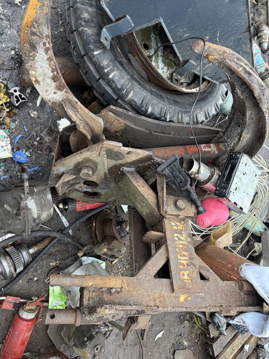 Захват для лісу, до трактора