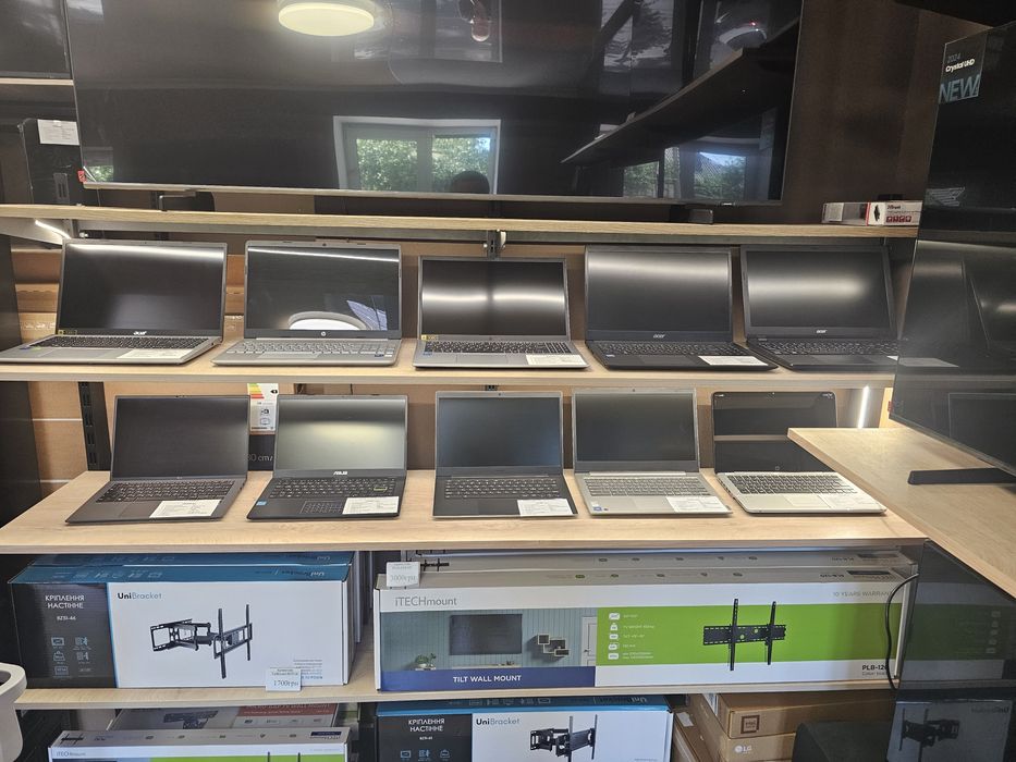 Ноутбук HP Laptop 15s-FG5340  i3-1215 8Gb 256ssd win10 гар 12 міс