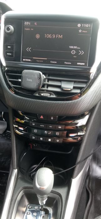 Кросовер  Peugeot-2008 2017 автомат,пробіг69т.км. АТ(110к.с)