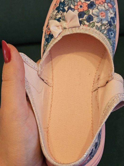 Papućki, kapcie do przedszkola, baleriny - rozmiar 30 - stan idealny