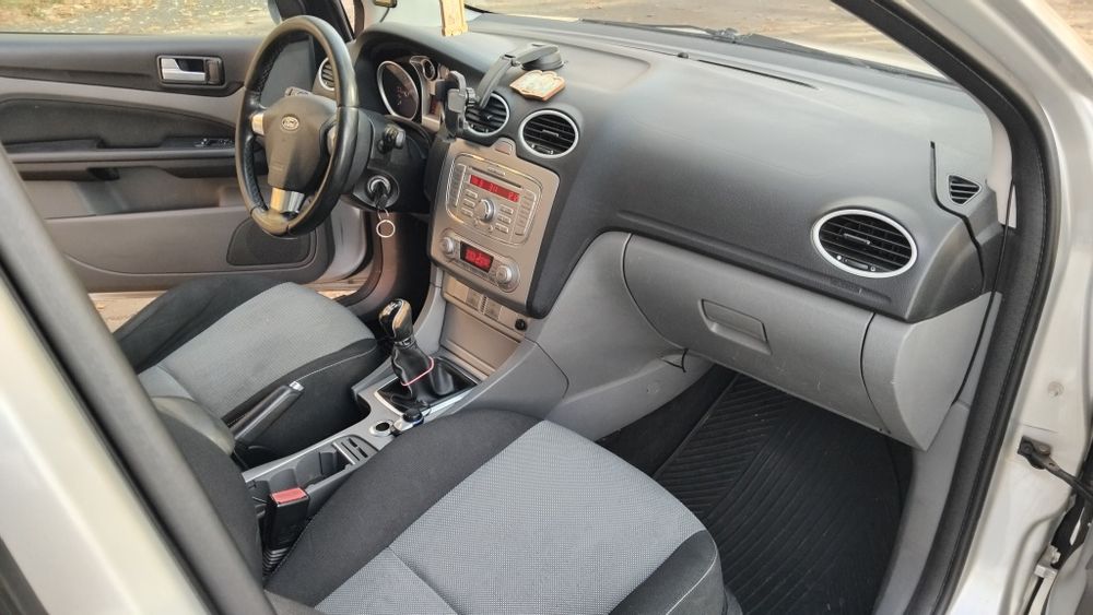 Продам форд фокус можливий обмін