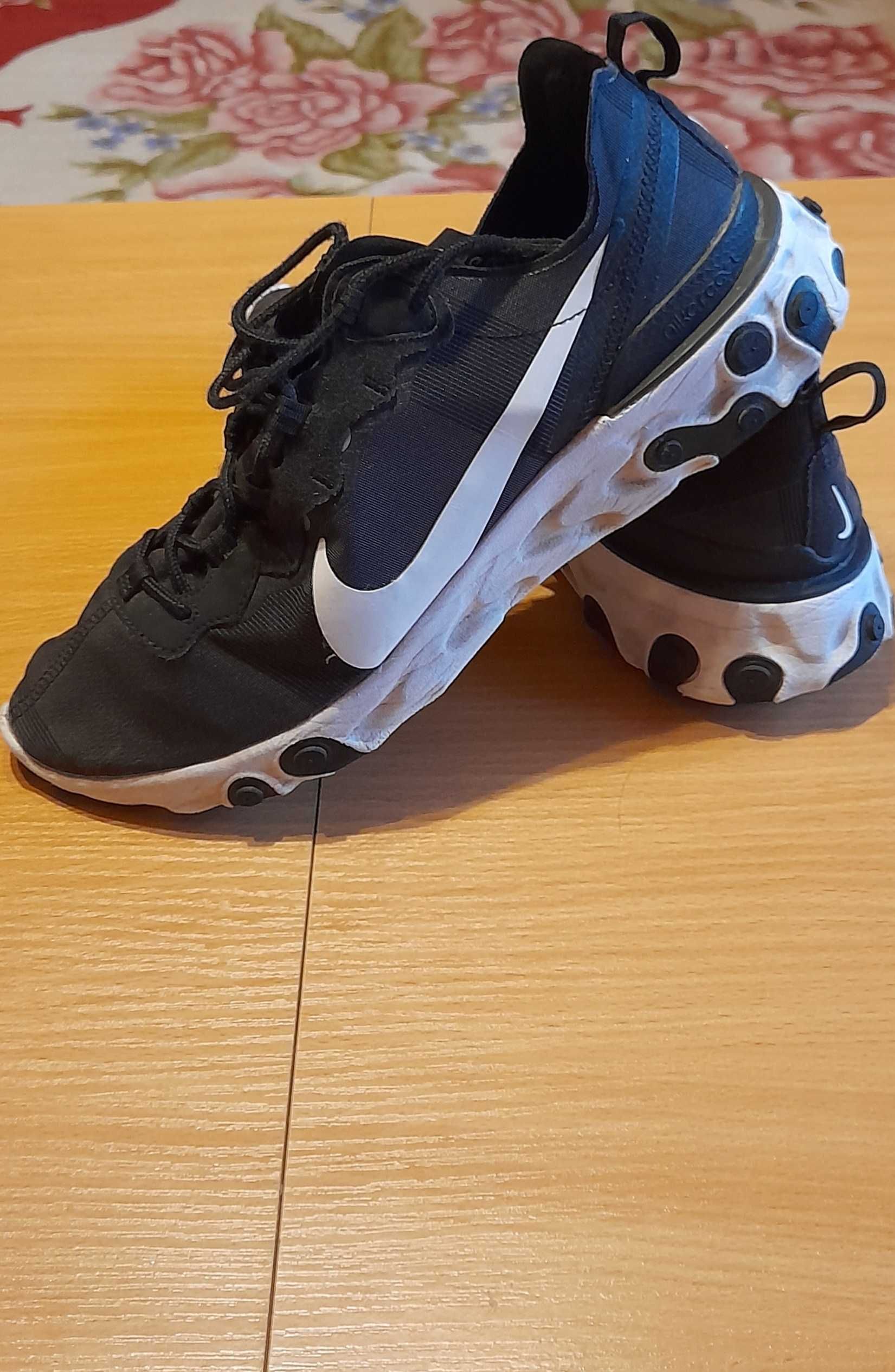 Buty Nike react element 55