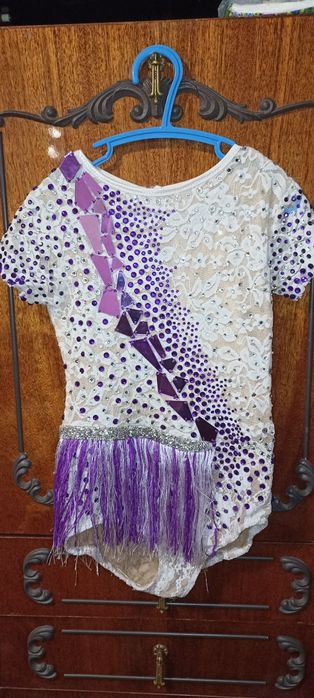 Купальники для художньої гімнастики