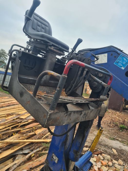 Кранманіпулятор под ремонт