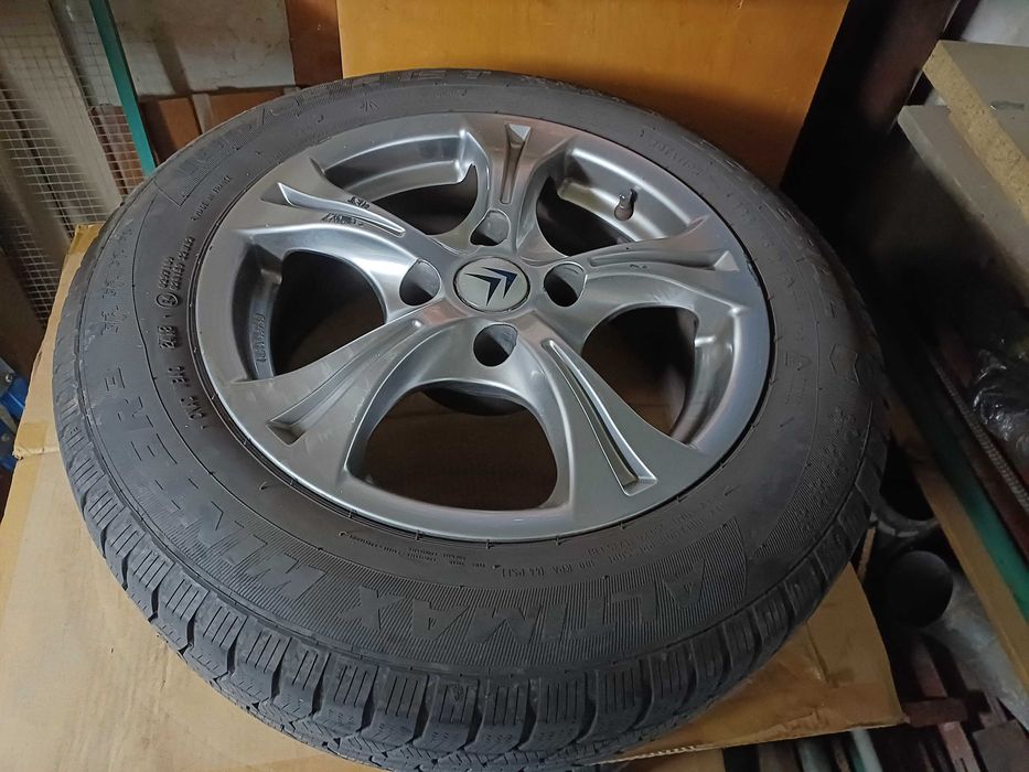 Alufelgi z oponami koła 15" 4x108 Alutec