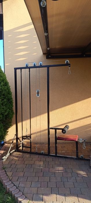 Wyciąg do ćwiczeń górny i dolny