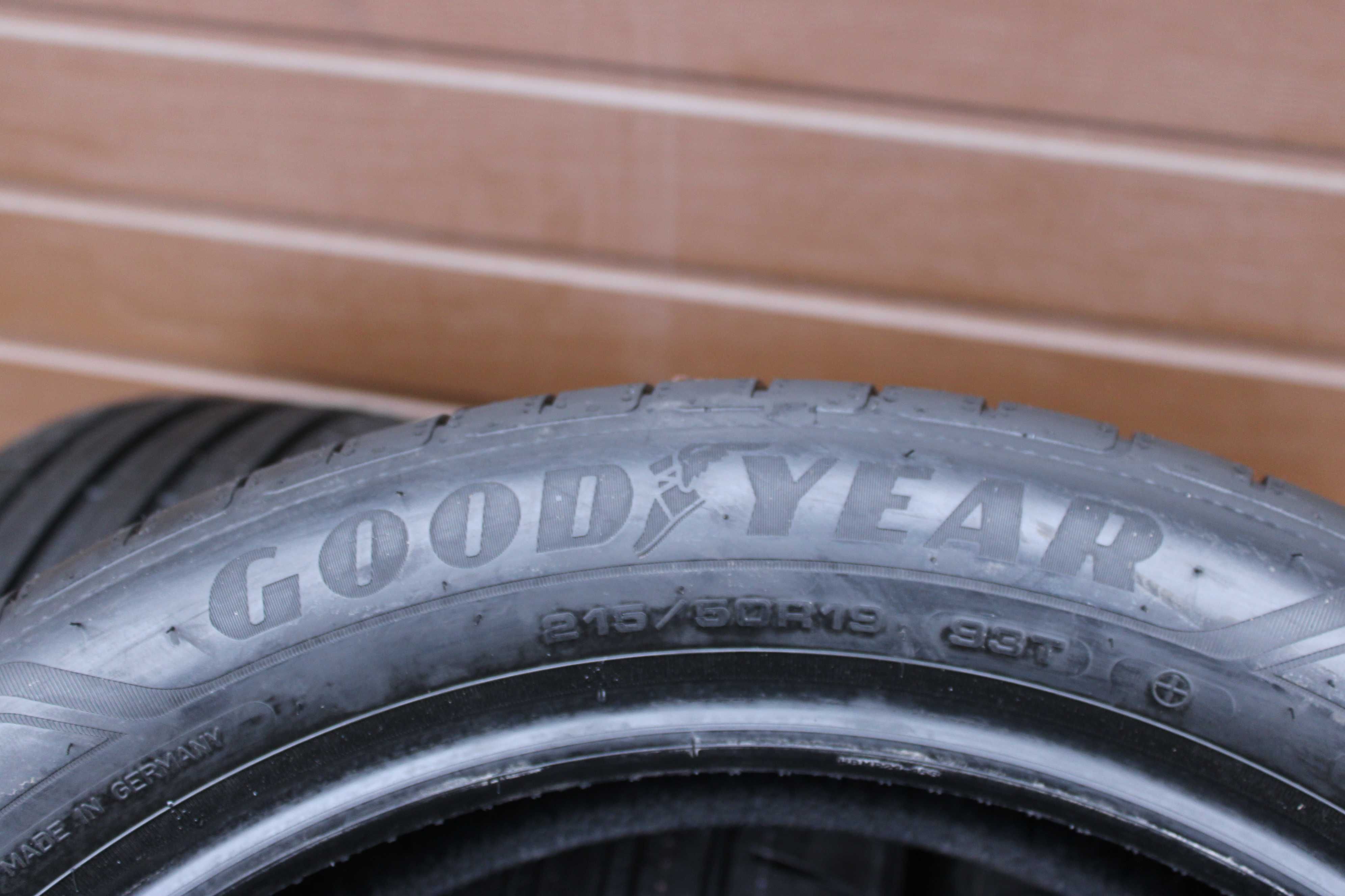 215/50R19 GoodYear Efficientgrip Performance 93T 2022r. NOWE - DEMO