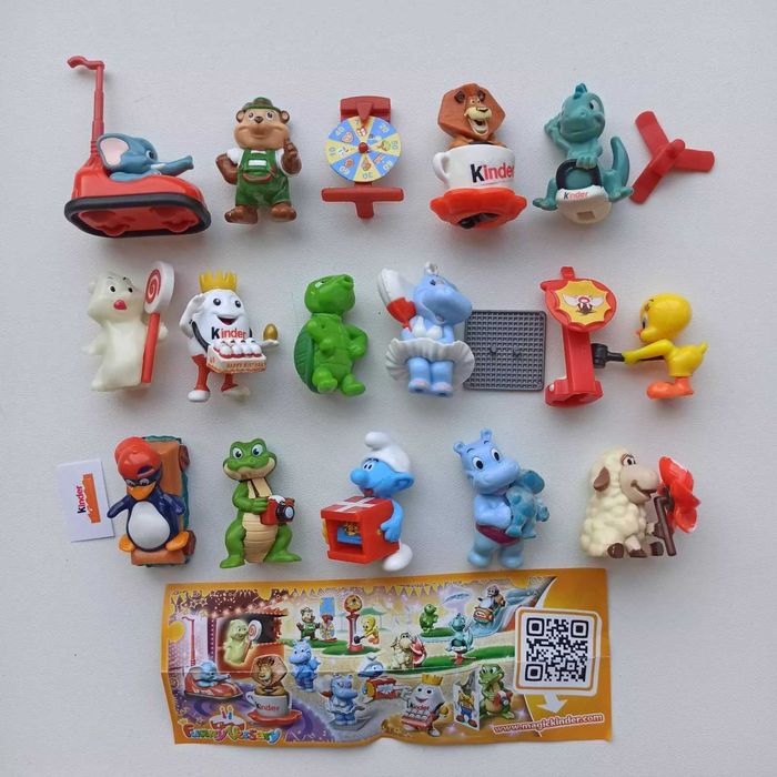 Lote Nº2 Kinder Bonecos