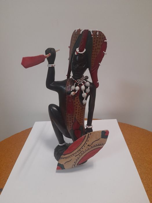 Estatueta de Guerreiro Africano, 30cm