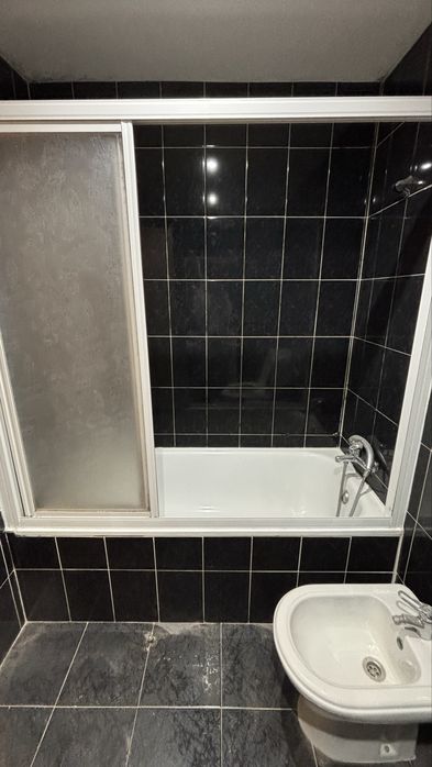 Vendo banheira e resguardo