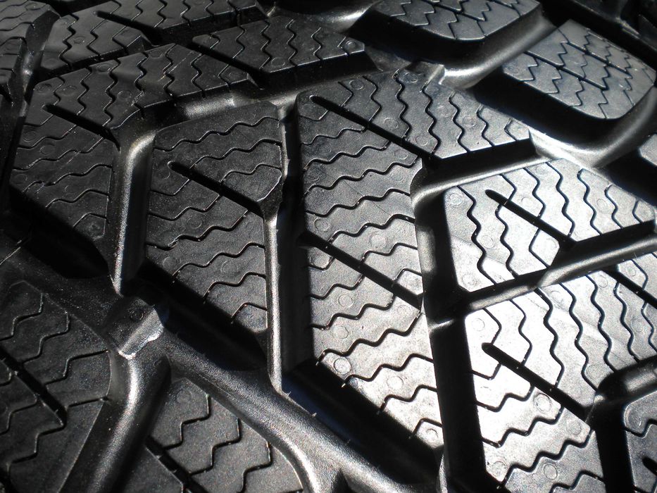 4x Opony zimowe PIRELLI Sottozero WINTER 3 225/45R17 94V XL RANT 7,3mm