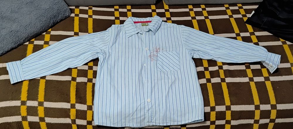 Koszula chlopięca z długim rękawem r. 134