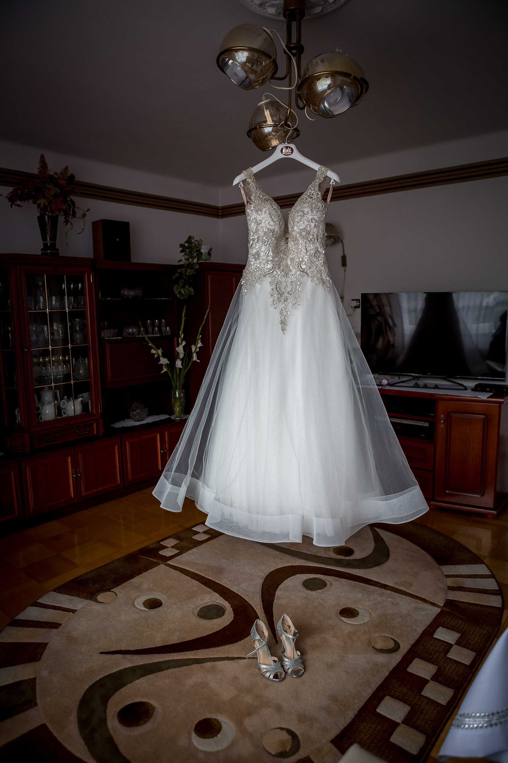 Piękna suknia ślubna roz. 38