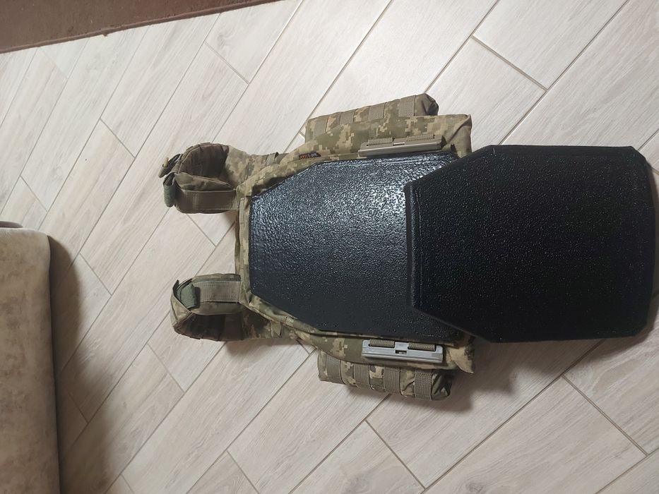 Продам бронижелет з