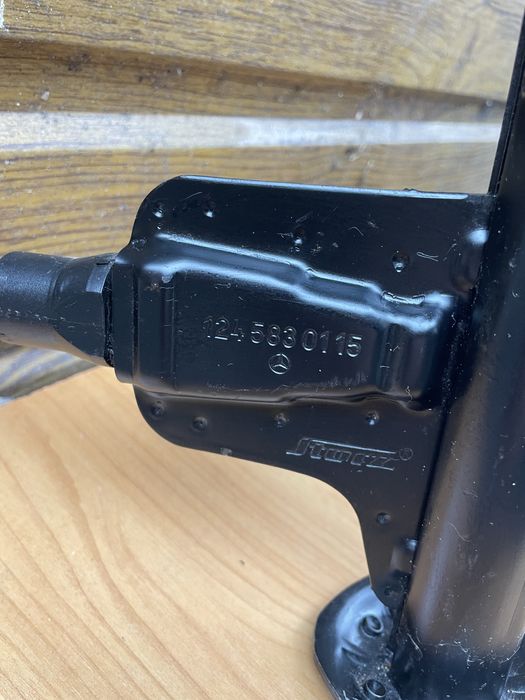 Домкрат мерседес 124 орг.