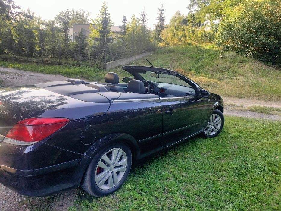 Opel Astra h cabrio 1.8