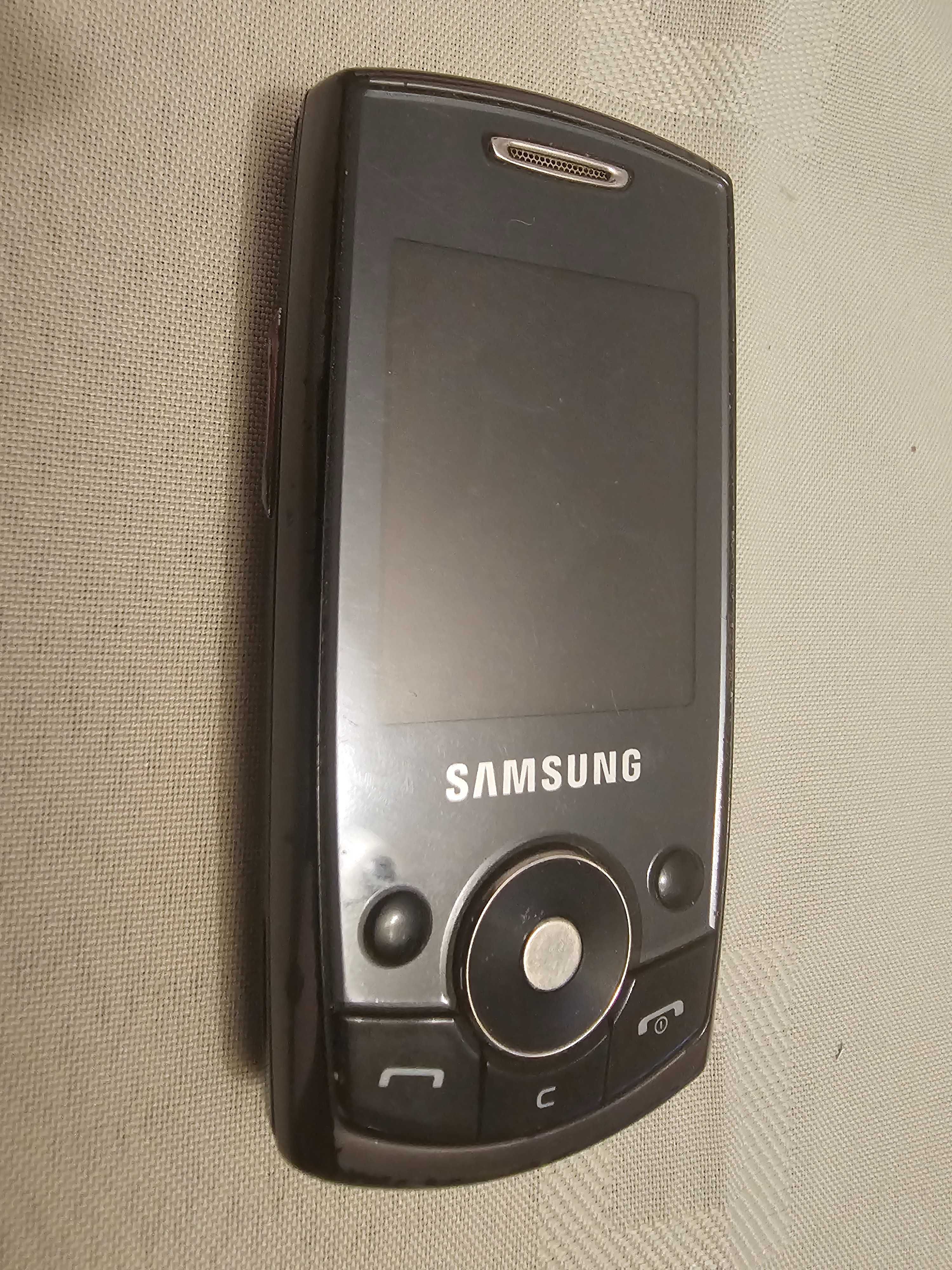 Samsung SGH J700 z ładowarką