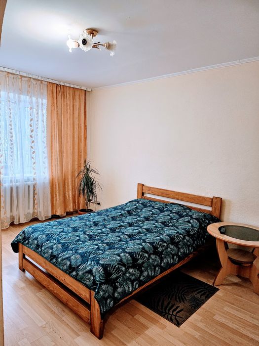 Центр! Подобово, в самому центрі міста  біля ЦУМу