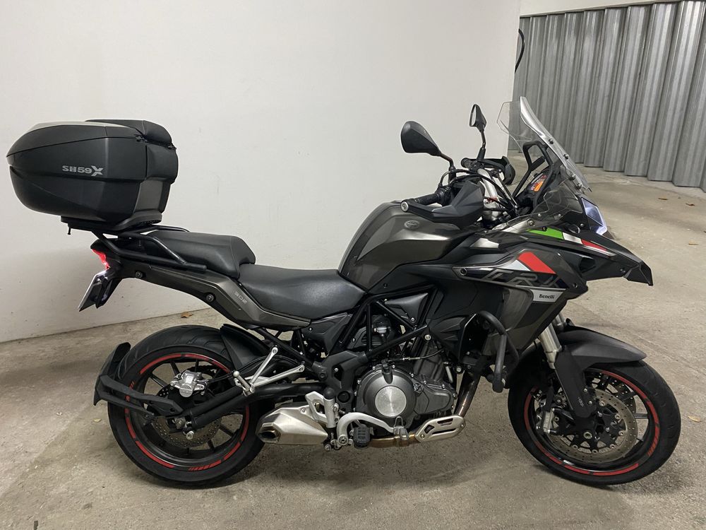 Benelli  trk  502