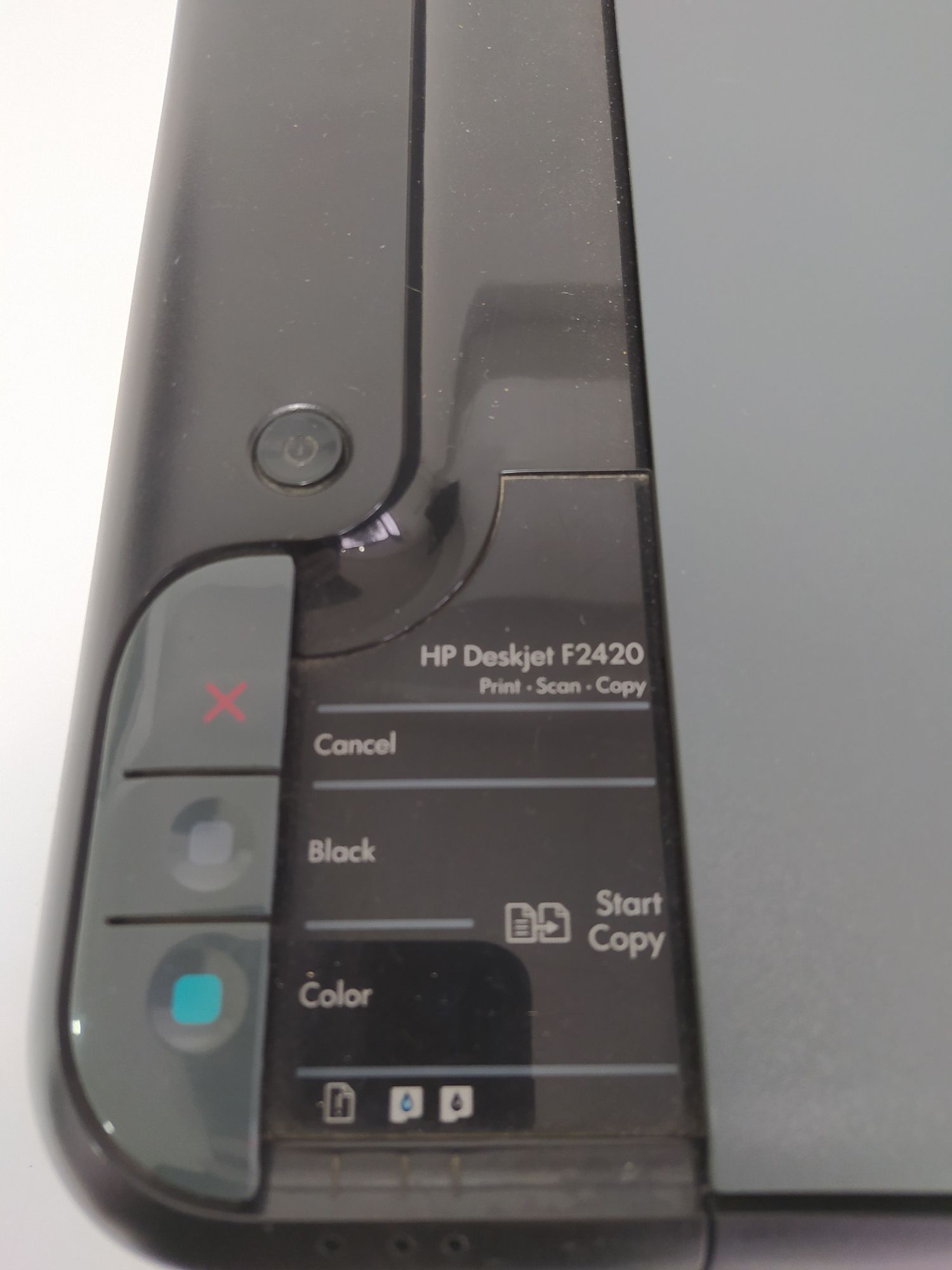 Impressora multifunções HP F2420 usada em bom estado