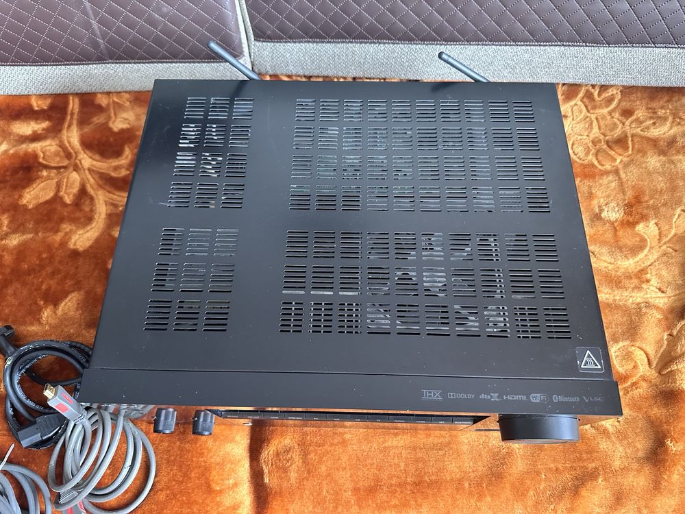 Amplituner kina domowego Onkyo TX-RZ710