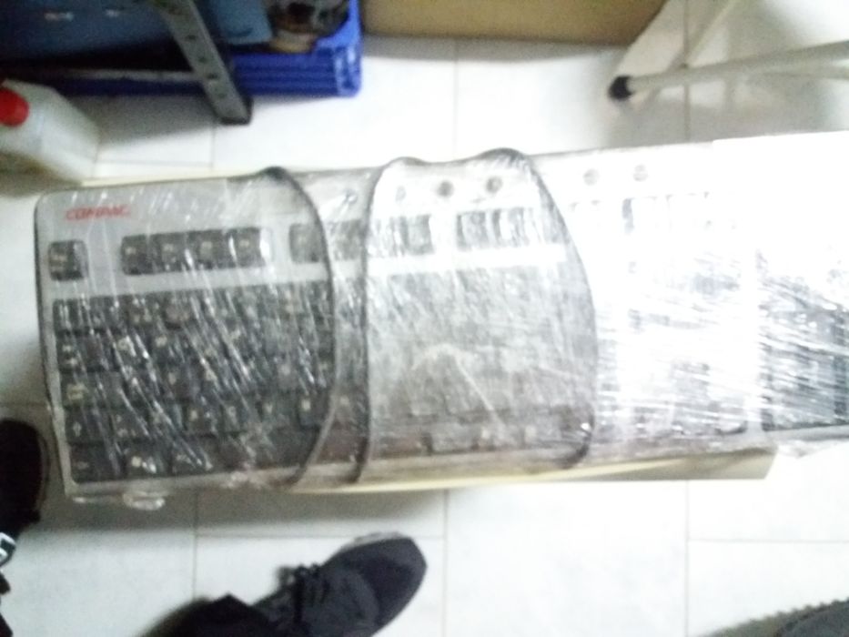 Teclado compaq impecavel