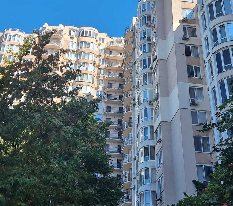 Квартира с прямым видом на море. Парк Шевченко / Ланжерон. 900$ /м