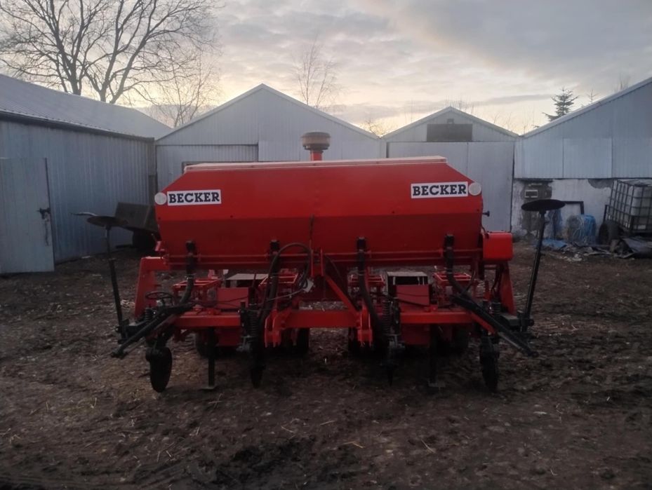 Siewnik do kukurydzy