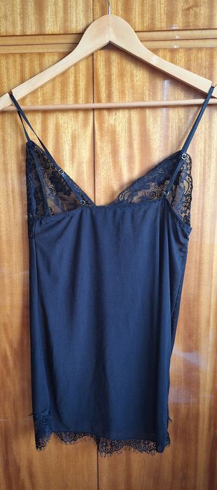 Czarna koronkowa koszulka nocna m