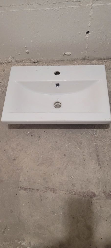 Umywalka porcelanowa