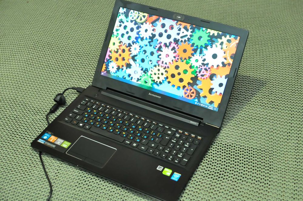 Мощный ноутбук Lenovo Z50  (Core i5/16Gb/1000Gb/NVIDIA 2Gb)