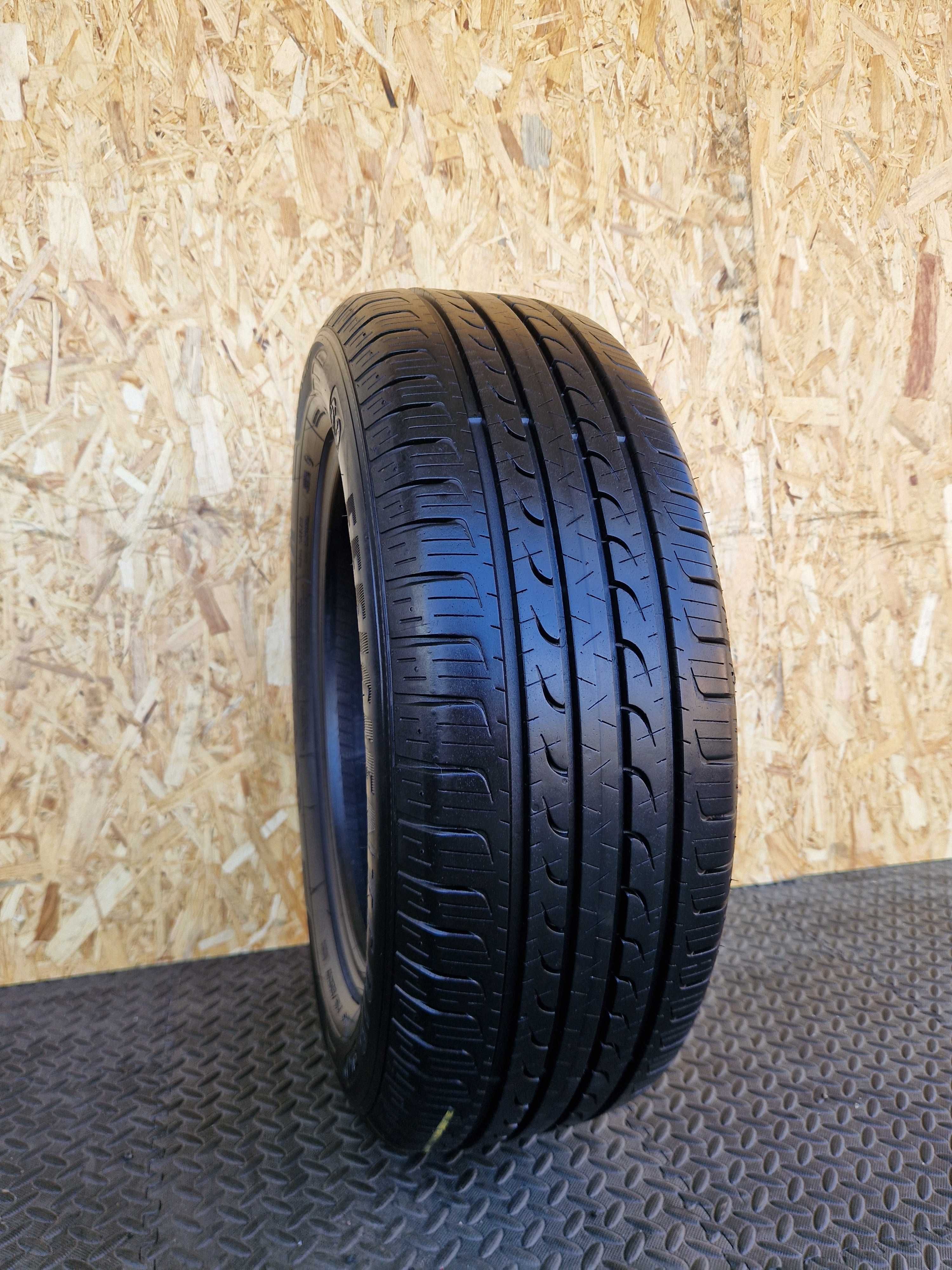 Opona letnia 215/60/17 Goodyear EfficientGrip SUV 4X4