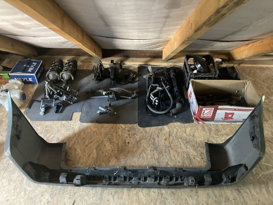 Бампер задній Mercedes W638 1996-2003 vito 21639746 під фаркоп