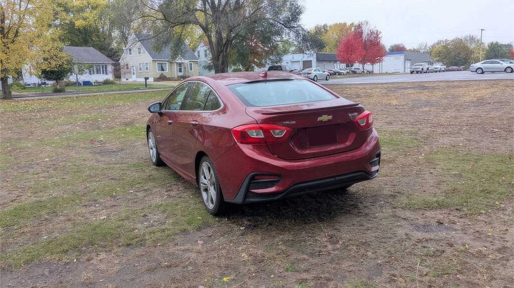 Chevrolet Cruze Premier Auto      2017