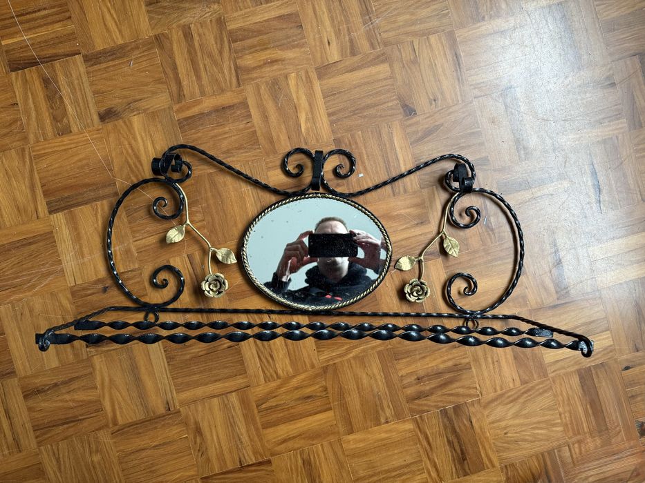 Espelho pequeno preto