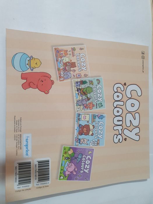 Cozy colour livro de pintar