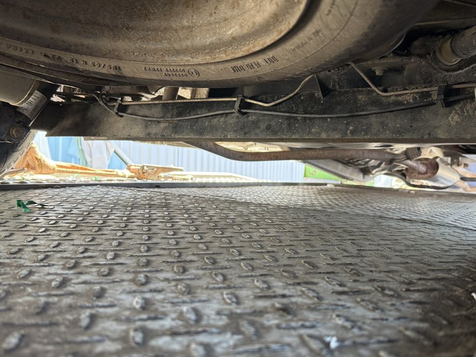 Задня балка renault  dokker dacia dokker