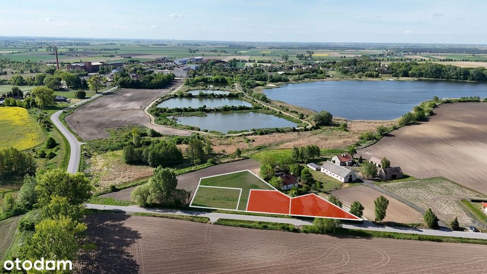 Działki w pobliżu jeziora z wydanymi warunkami zabudowy