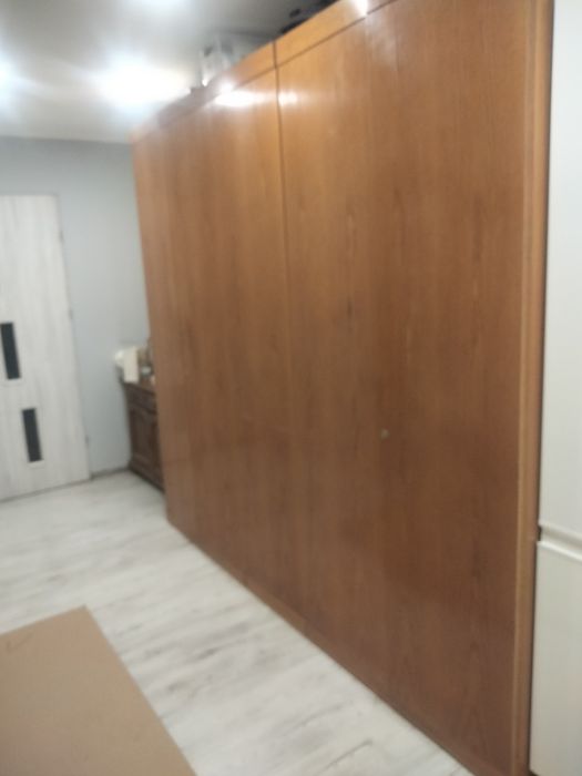 szafa ubraniowa duża