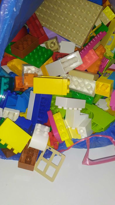 Klocki LEGO Duplo ok 400 sztuk