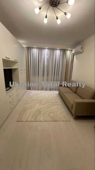 ВИНОГРАДАР! Чудова 1 кімнатна квартира з ремонтом! Пр-т Свободи 30Б