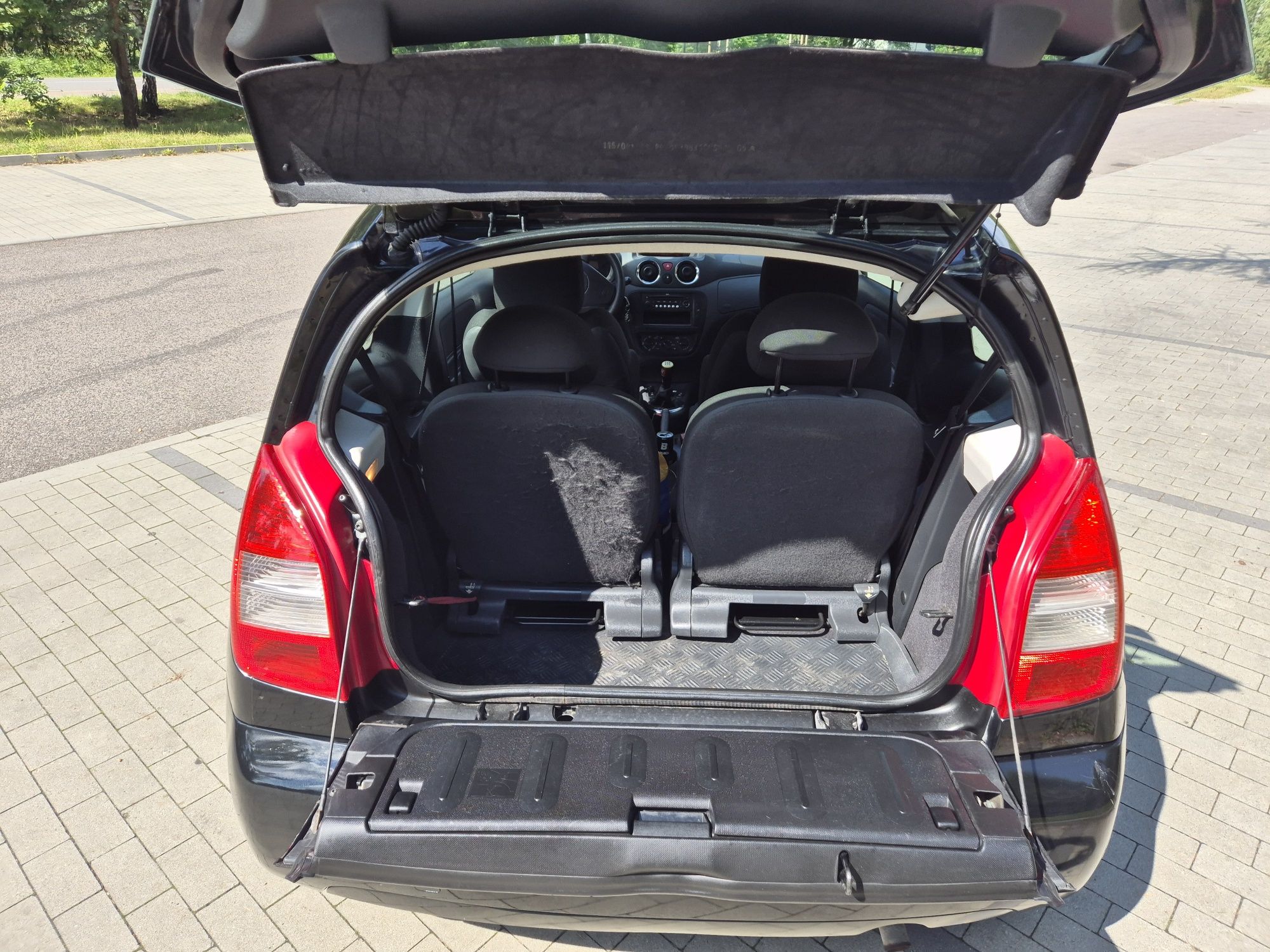 Citroen c2 1.4 wersja VTR*2008r*klima*elektryka*garażowany