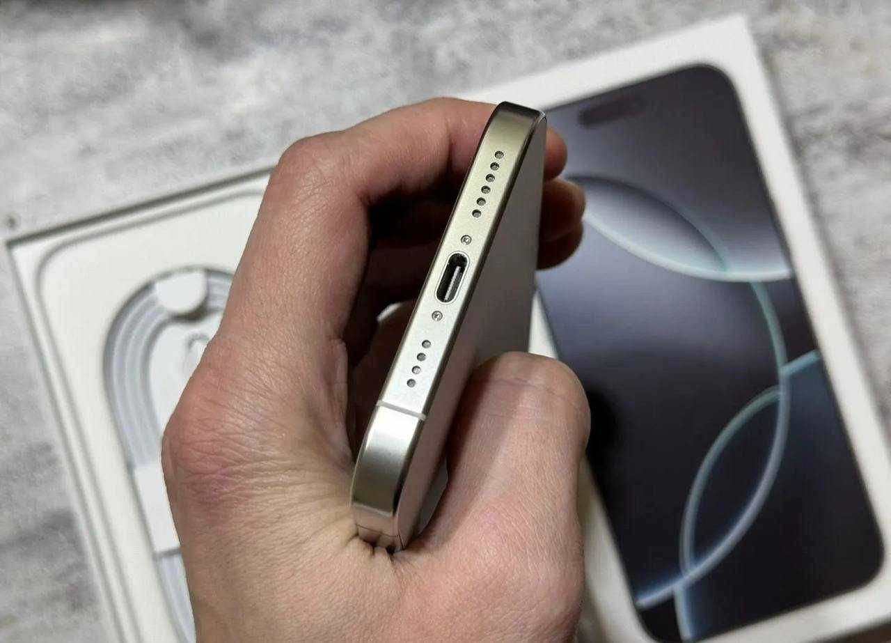 iPhone 16 Pro Max, 256 ГБ